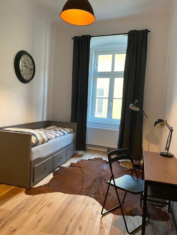 Industrial Apartment Schlossberg لينتز المظهر الخارجي الصورة